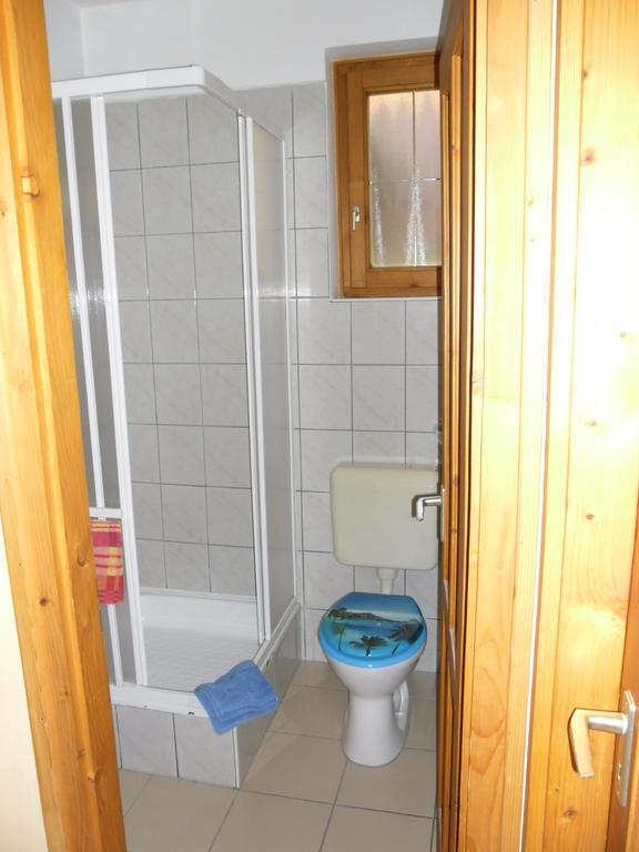 Pension Heidi Lenti Buitenkant foto