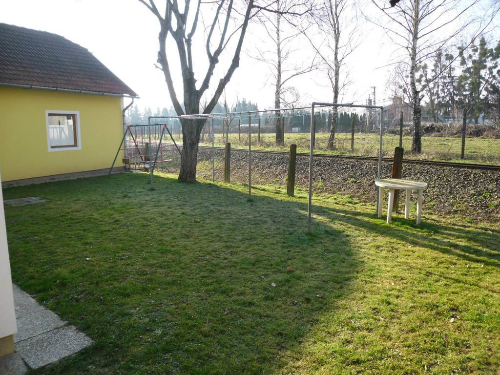 Pension Heidi Lenti Buitenkant foto