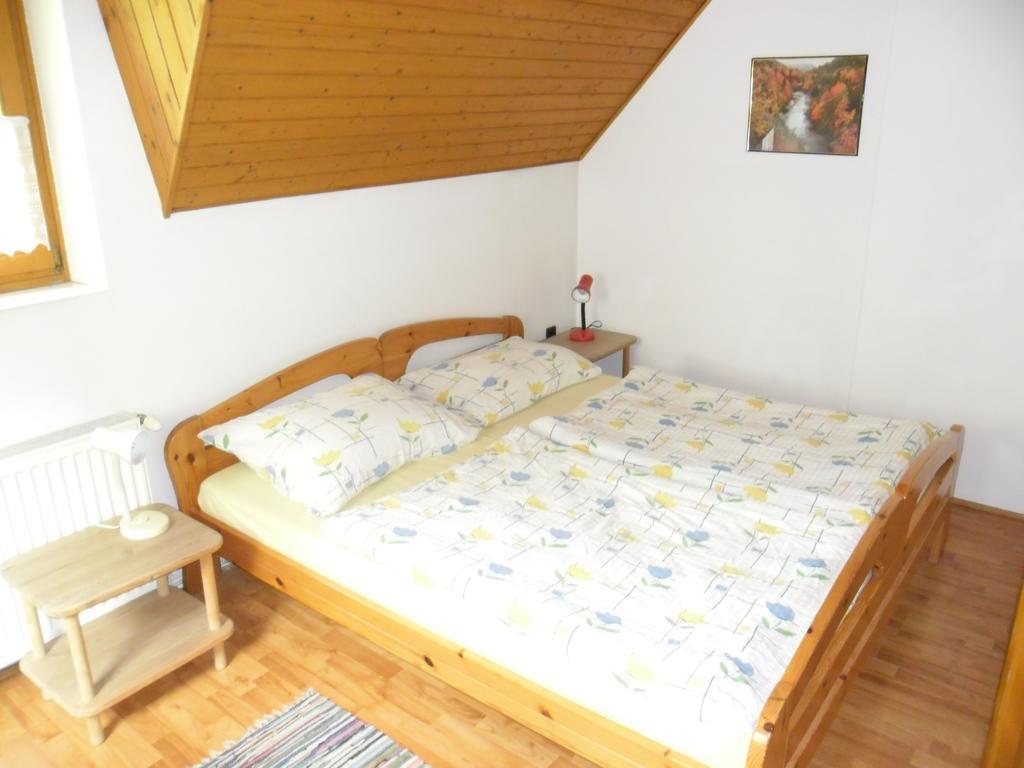 Pension Heidi Lenti Buitenkant foto